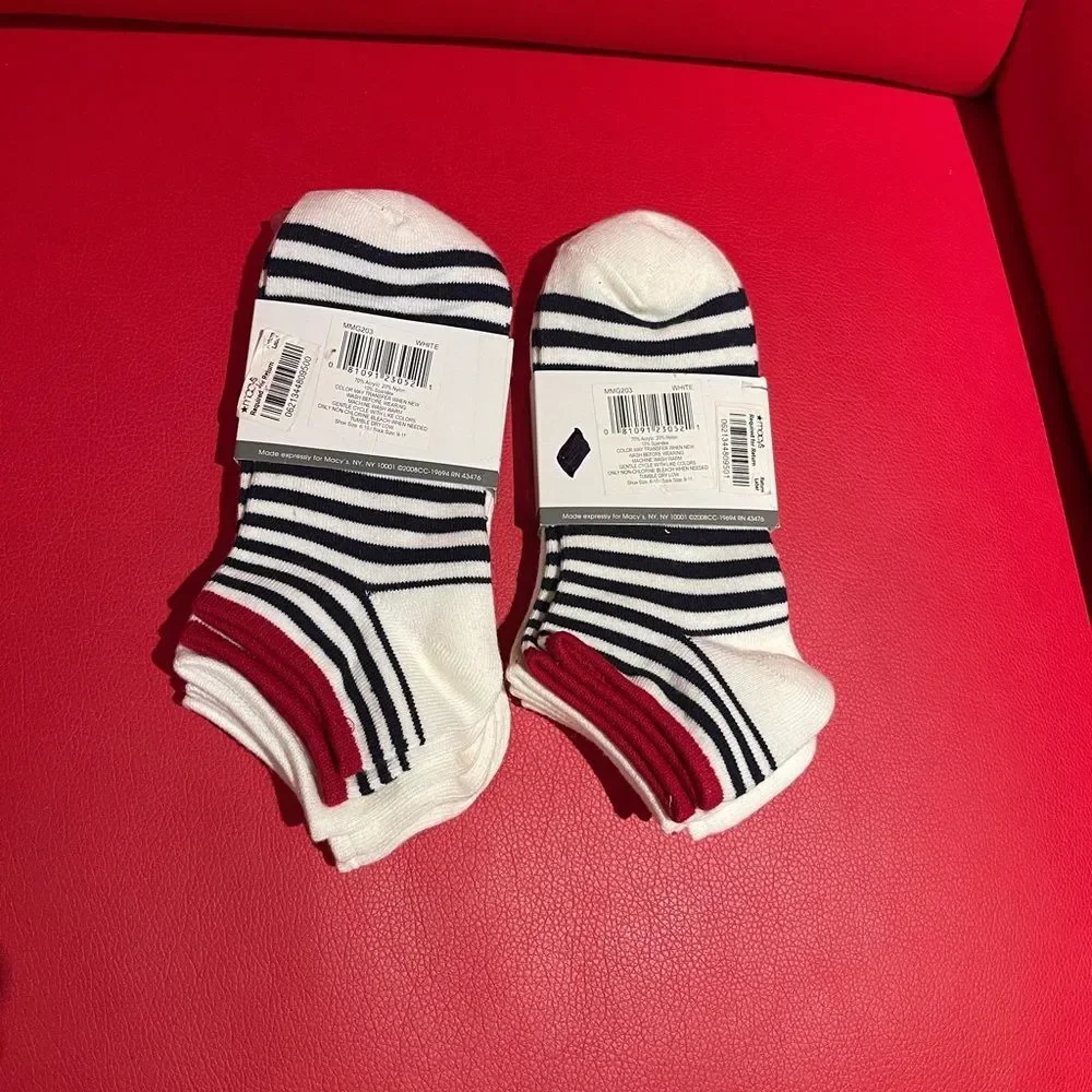 Three paire socks